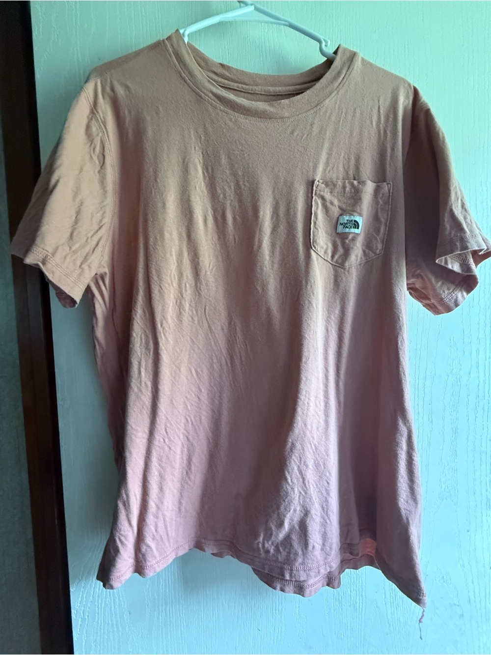 The North Face Pocket T-Shirt - Mauve Pink
